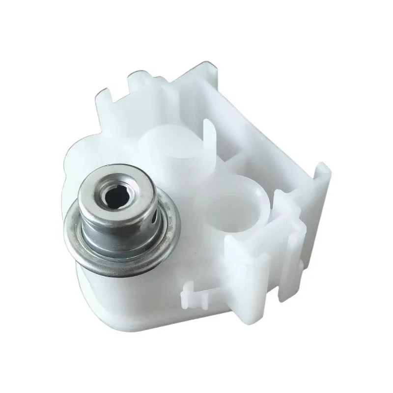 Suzuki Internal Fuel Filter + Regulator - Image 2